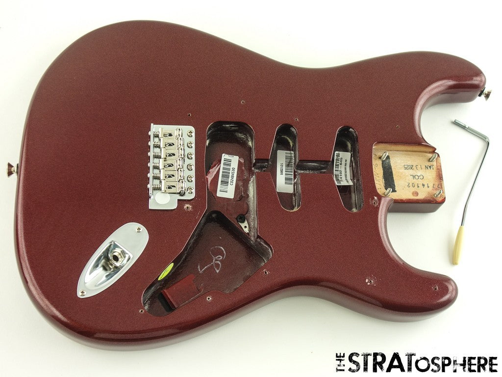 American Performer Fender Stratocaster Strat BODY & HARDWARE USA, Aubergine