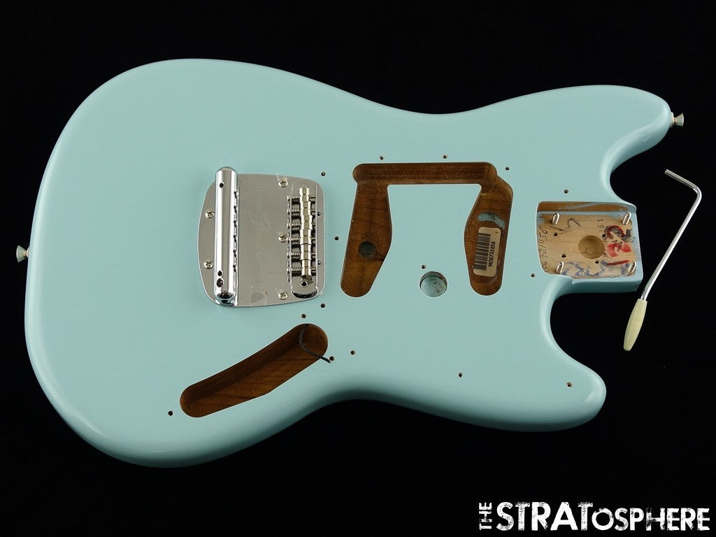 Fender Vintera III Mid 60s Mustang BODY & HARDWARE Sonic Blue