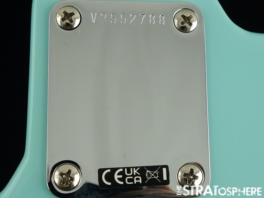 Fender AV II American Vintage 1960 Precision P BASS BODY &NECK PLATE 60 DPB Blue