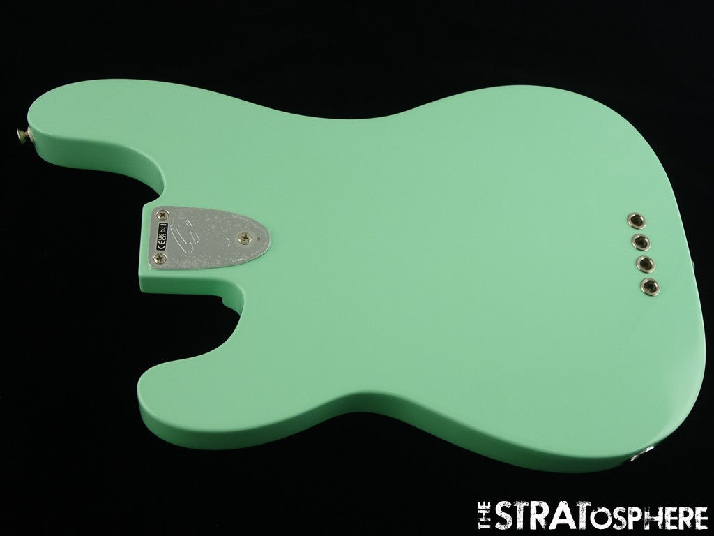 Fender Vintera II 70s Telecaster BASS, LOADED BODY Tele Bass Alder Surf Green