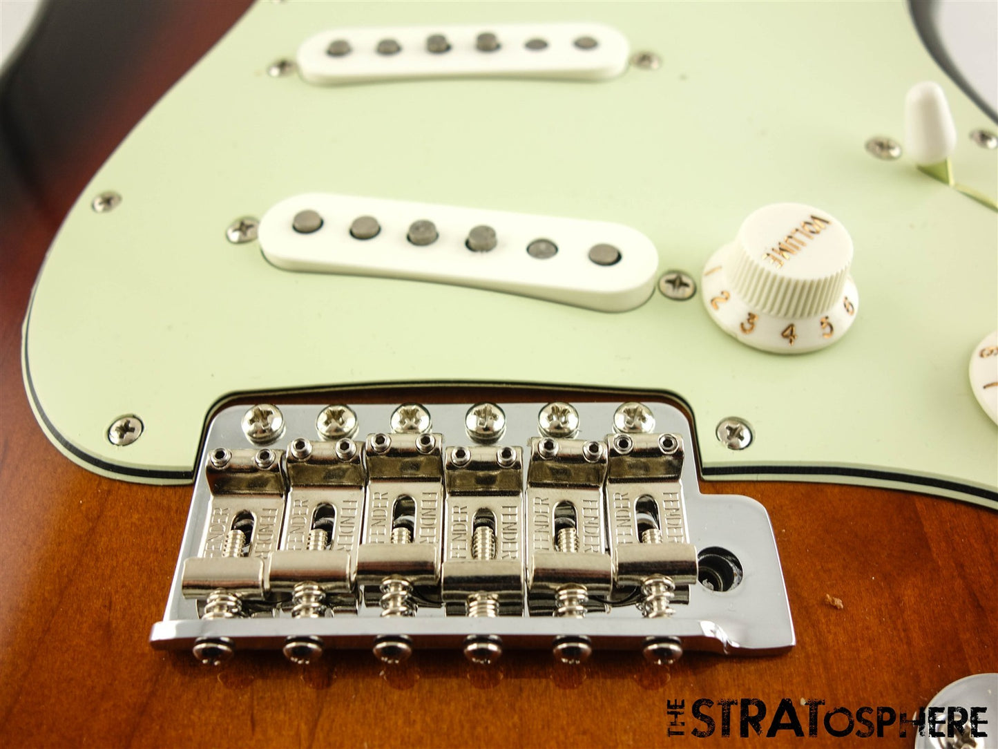 Fender Vintera II 60s RI Stratocaster Strat LOADED BODY 1960s 3TS $20 OFF