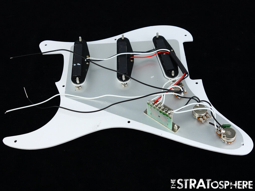 *NEW Wilkinson WOVS LOADED PICKGUARD for Fender Strat Parts White 1 Ply 8 Hole