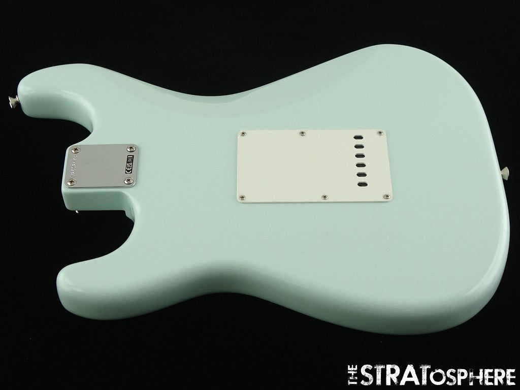 Fender AV II American Vintage 1965 Strat BODY & HARDWARE Sonic Blue