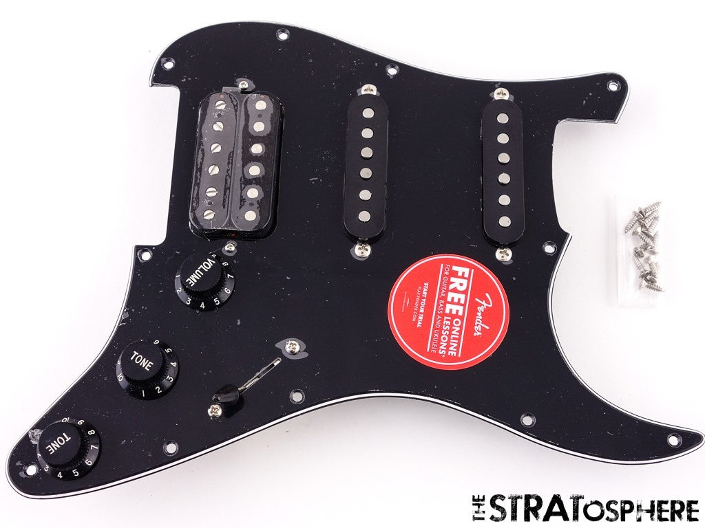 Fender Squier Classic Vibe 70s Strat, HSS LOADED PICKGUARD Alnico Pickups, Black