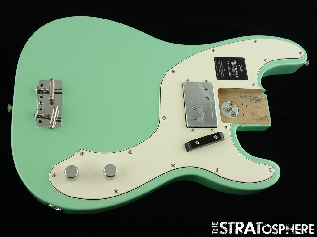 Fender Vintera II 70s Telecaster BASS, LOADED BODY Tele Bass Alder Surf Green